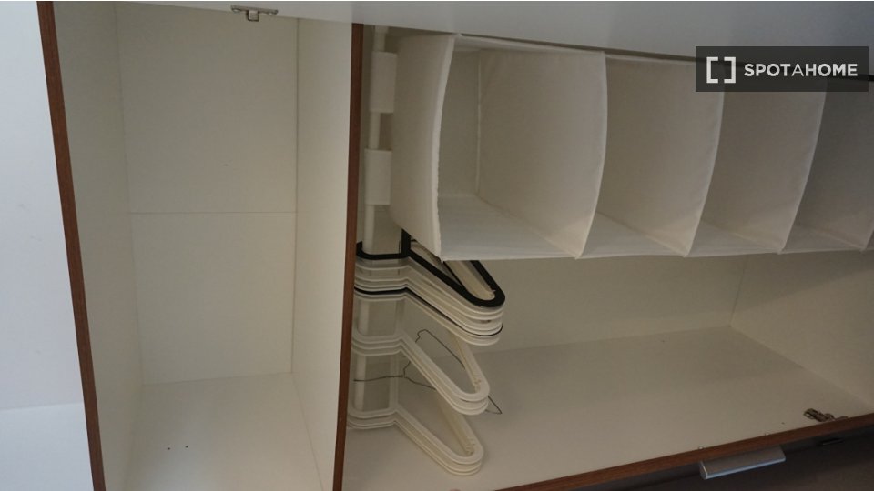 Double room Wroclaw, 7 beds — photo 14