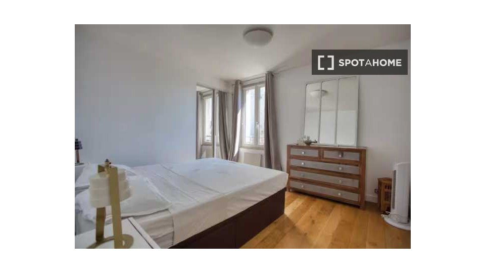 Apartment Paris, 2 beds, 71m² — photo 13