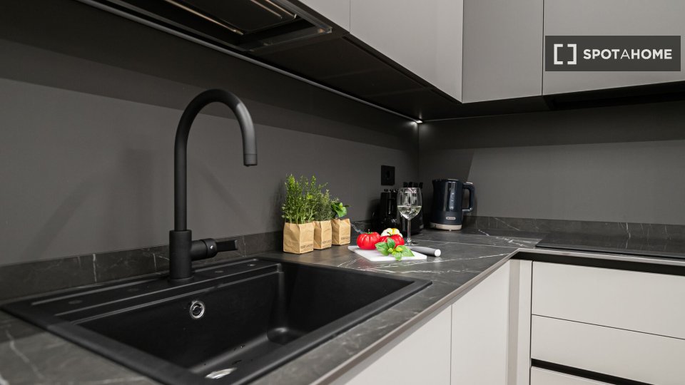 Apartment Milan, 2 beds, 72m² — photo 16