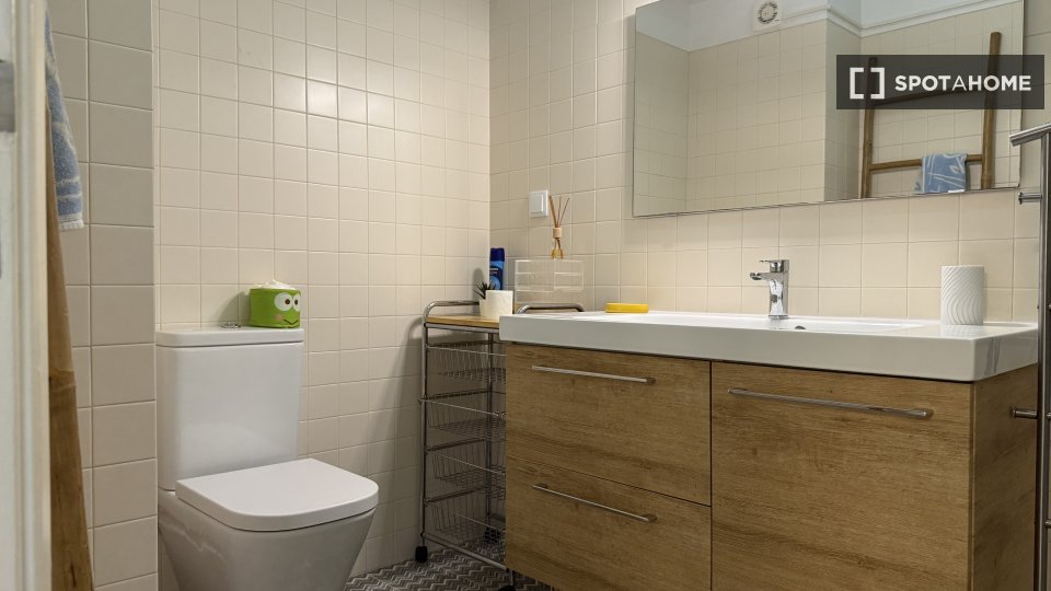 Double room Lisbon, 4 beds — photo 7