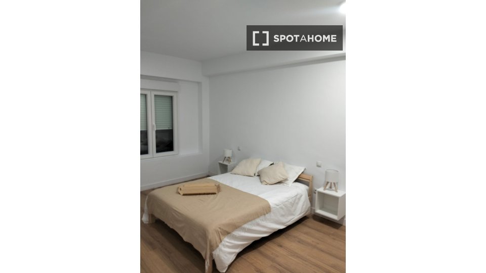 Double room Las_Palmas_De_Gran_Canaria, 7 beds — photo 3