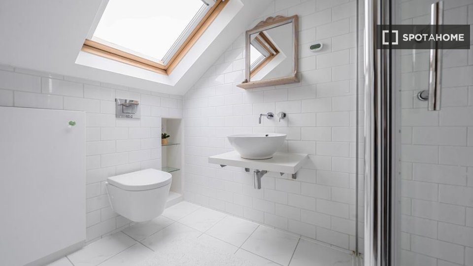 Apartment London, 2 beds — photo 31