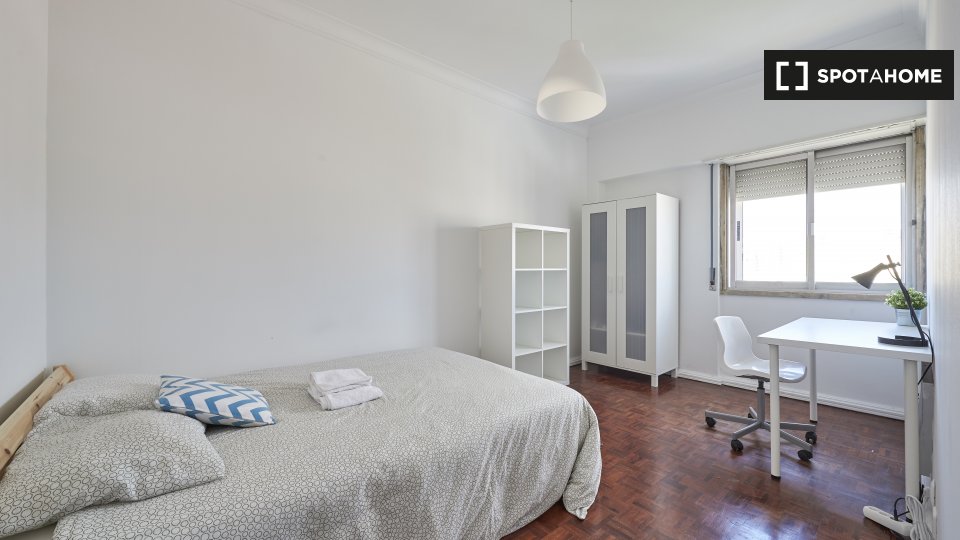 Double room Lisbon, 8 beds — photo 5