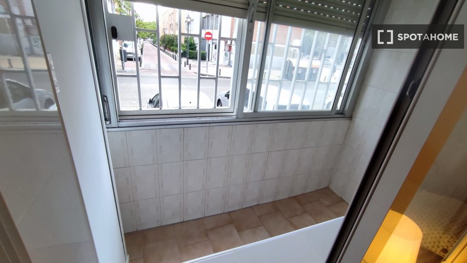Habitación en piso compartido en alquiler, Palomeras Sureste, Madrid