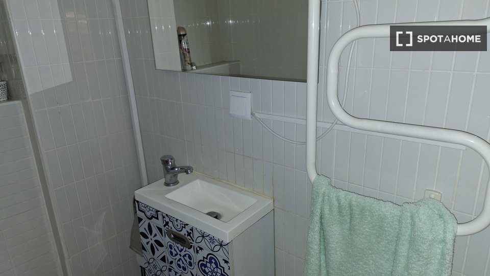 Apartment mono Lisbon, 30m² — photo 2
