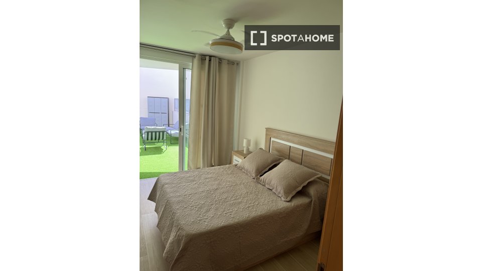 Apartment Santa_Cruz_De_Tenerife, 1 bed, 80m² — photo 15