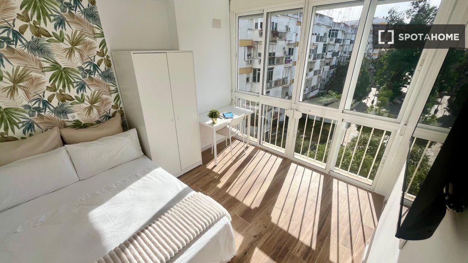 Habitación en piso compartido de 4 camas en alquiler en Villegas