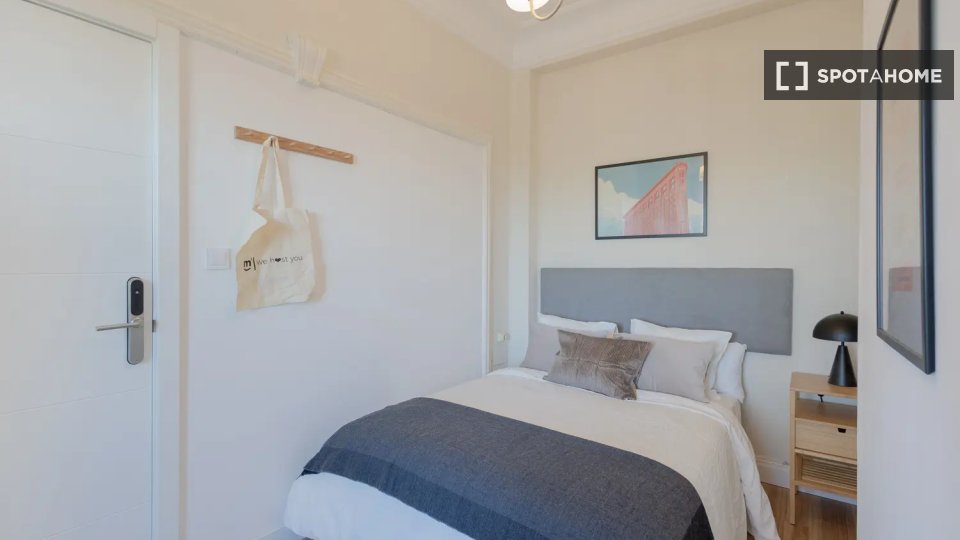 Double room Valencia, 6 beds — photo 1