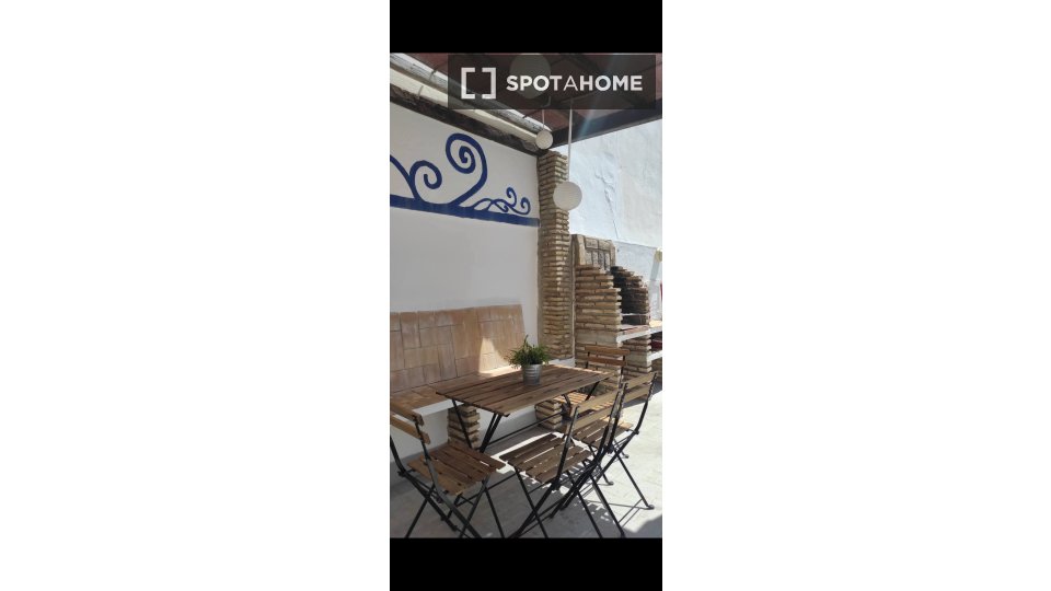 Double room Cadiz, 3 beds — photo 6