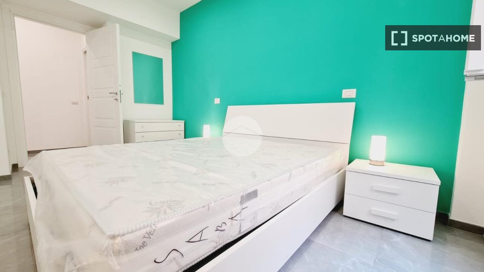 Double room Rome, 3 beds, 86m² — photo 7