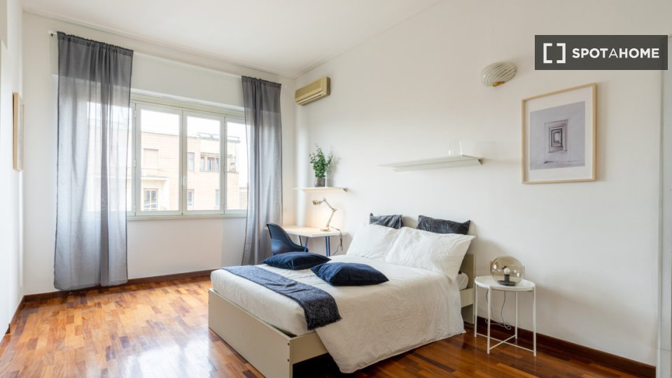 Double room Milan, 5 beds, 177m² — photo 2