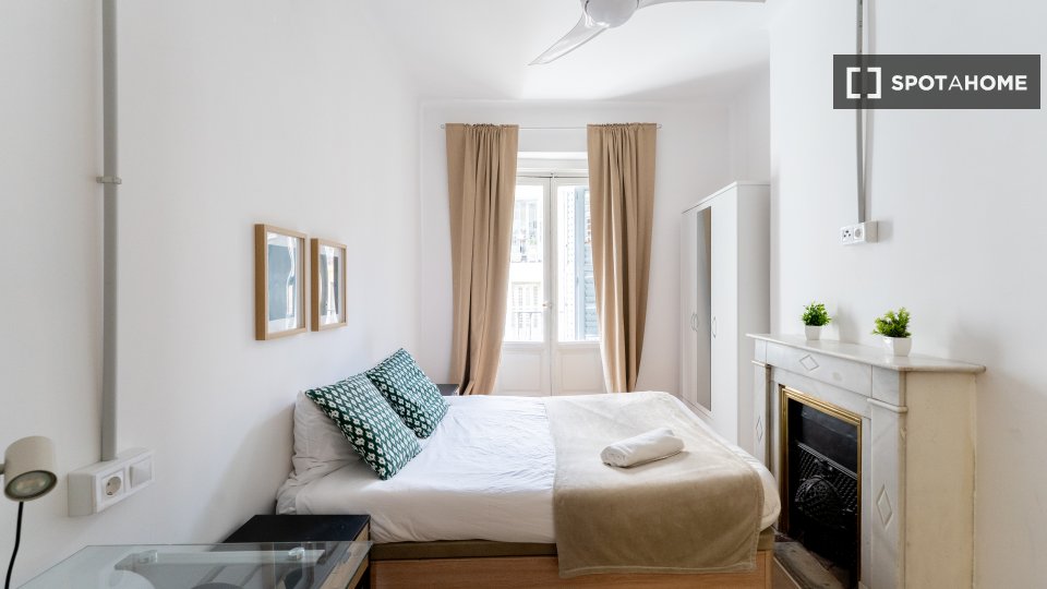 Double room Madrid, 10 beds — photo 67