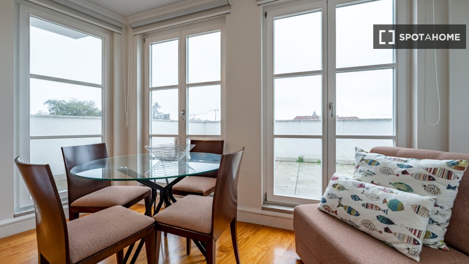 Apartment mono Porto, 50m² — photo 2