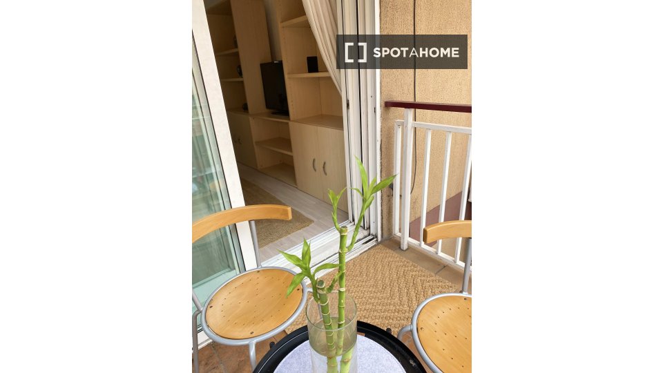 Apartment Barcelona, 3 beds, 90m² — photo 1