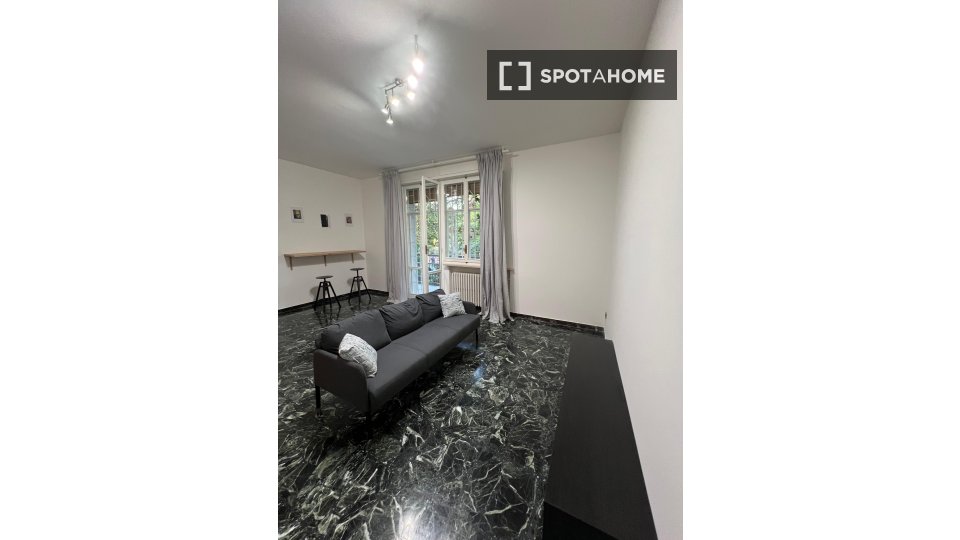 Double room Bologna, 3 beds, 130m² — photo 13