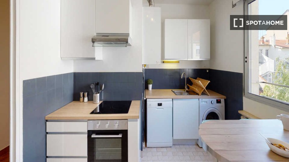 Double room Lyon, 4 beds, 80m² — photo 8