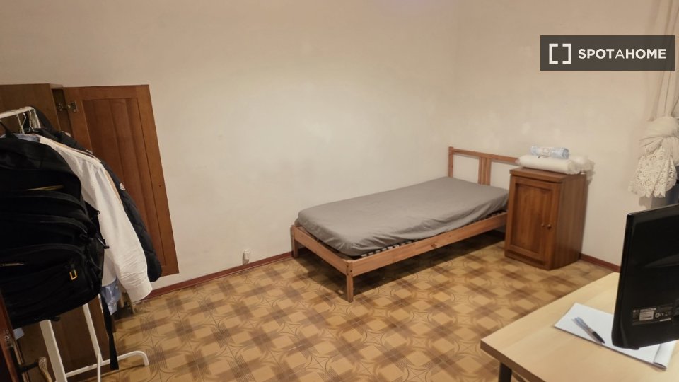 Double room Turin, 3 beds — photo 3