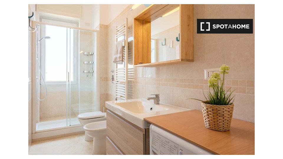 Double room Milan, 2 beds, 60m² — photo 15