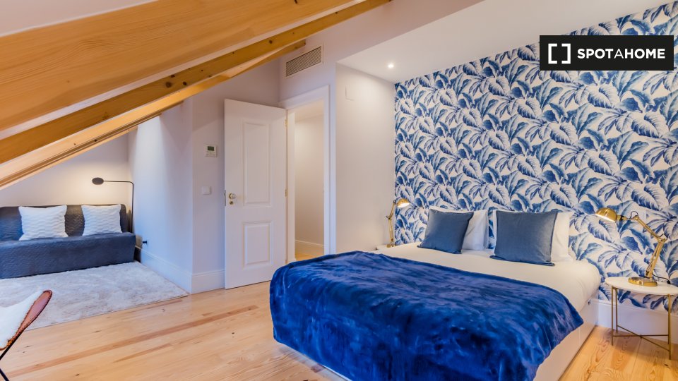 Apartment Lisbon, 3 beds — photo 14