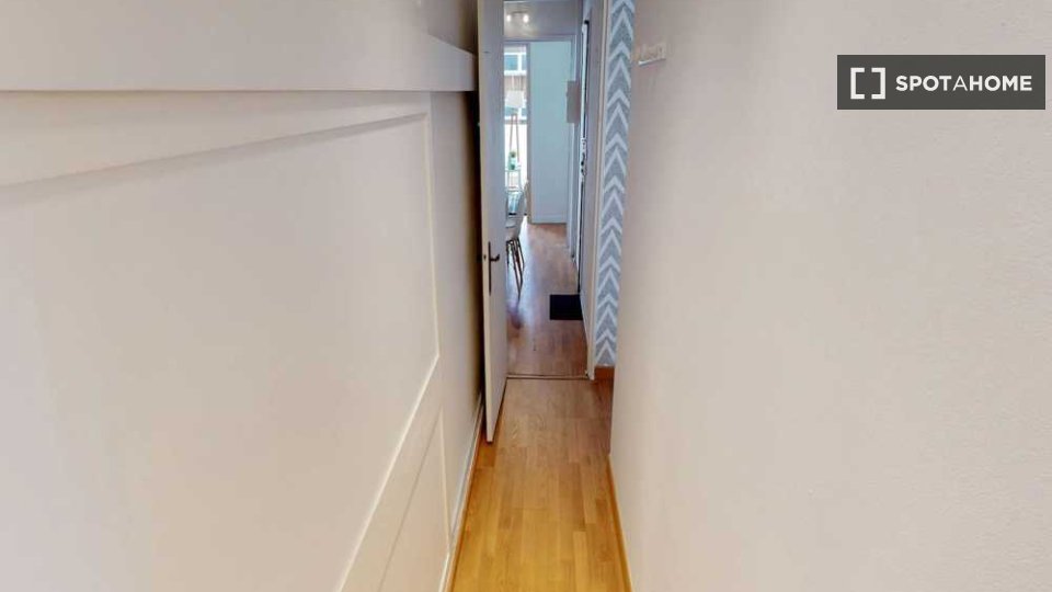 Double room Lille, 4 beds, 80m² — photo 20