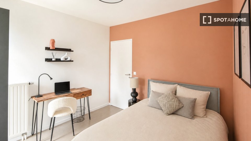 Chambre double Paris, 4 chambres — photo 36