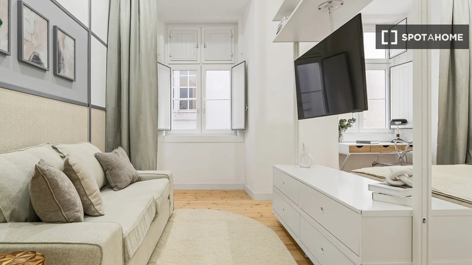 Double room Lisbon, 6 beds — photo 1