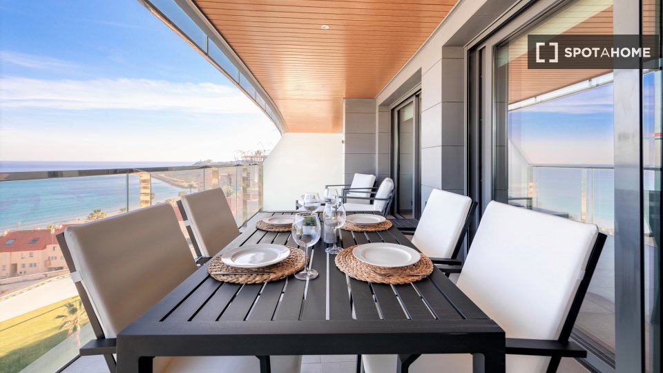 Apartment Alicante, 2 beds, 100m² — photo 15