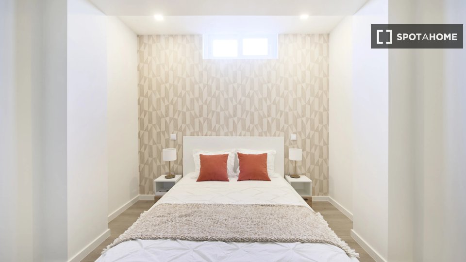Double room Lisbon, 4 beds — photo 4