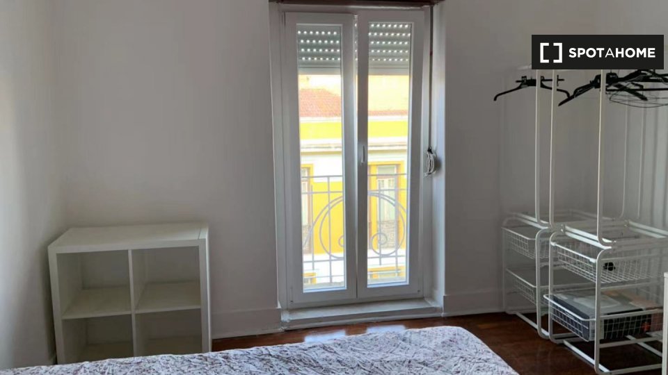 Double room Lisbon, 8 beds, 220m² — photo 2