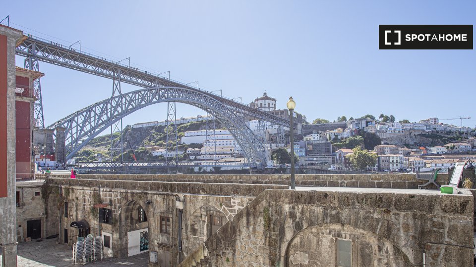 Apartment Porto, 3 beds, 150m² — photo 15