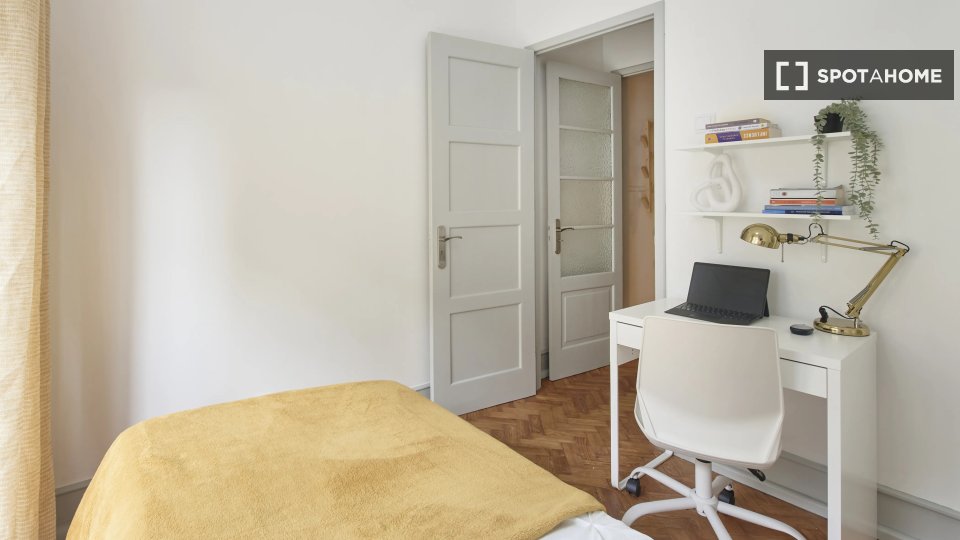 Double room Lisbon, 7 beds — photo 3