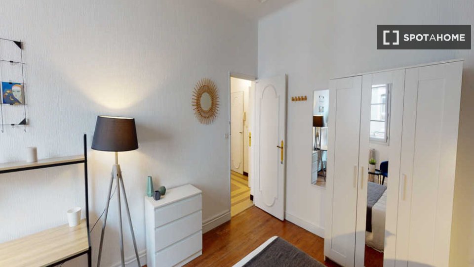 Double room Toulouse, 5 beds, 100m² — photo 9