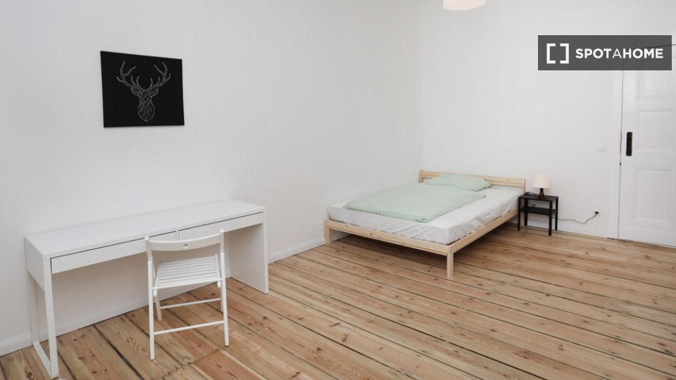 Double room Berlin, 4 beds, 114m² — photo 17