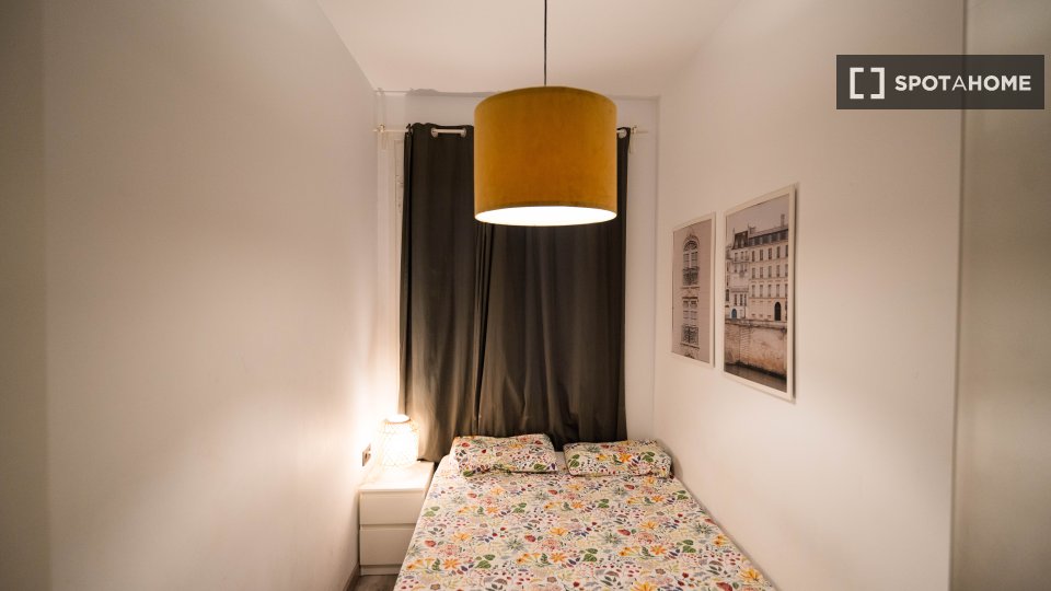 Double room Barcelona, 6 beds — photo 19