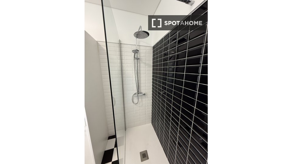 Apartment mono Lisbon, 1 bed, 45m² — photo 5