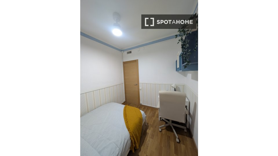 Camera doppia Barcellona, 4 camere, 84m² — foto 16