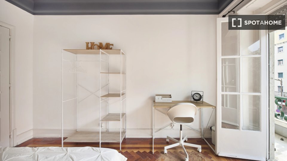 Double room Lisbon, 7 beds — photo 12