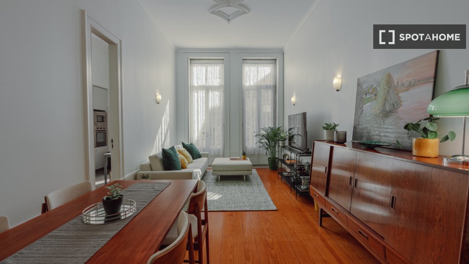 Apartment Porto, 2 beds, 160m² — photo 8