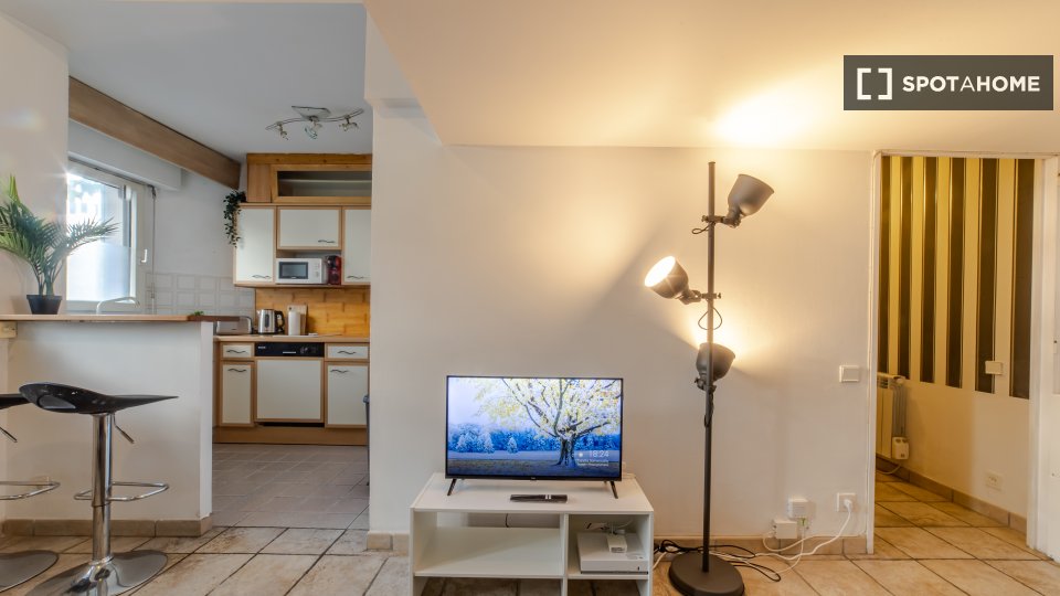 Apartment Paris, 2 beds, 65m² — photo 8