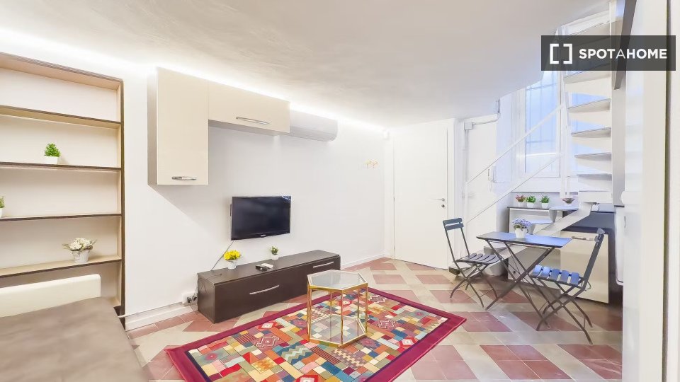 Apartment Milan, 1 bed — photo 9