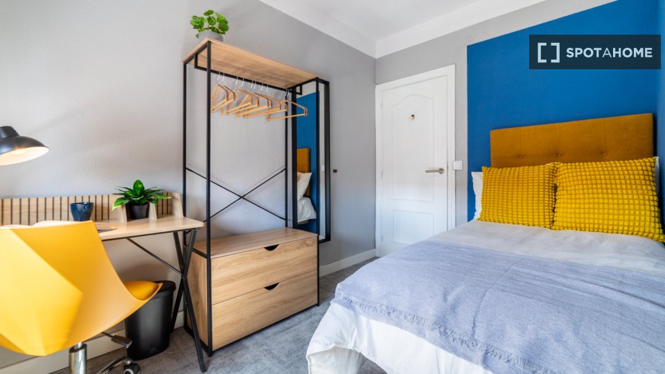 Double room Madrid, 6 beds, 67m² — photo 11
