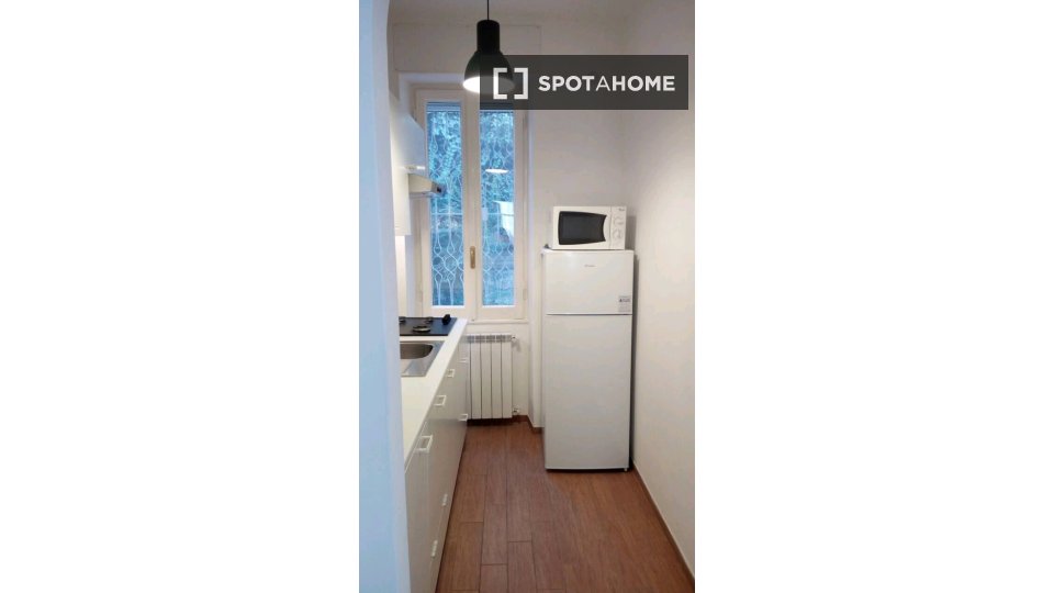 Double room Rome, 2 beds — photo 9