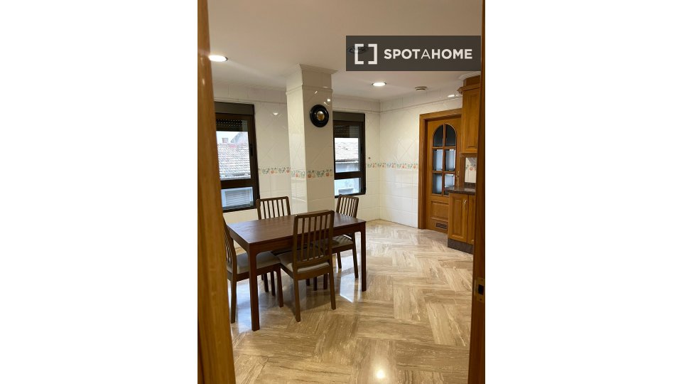 Apartment Alicante, 3 beds, 150m² — photo 4