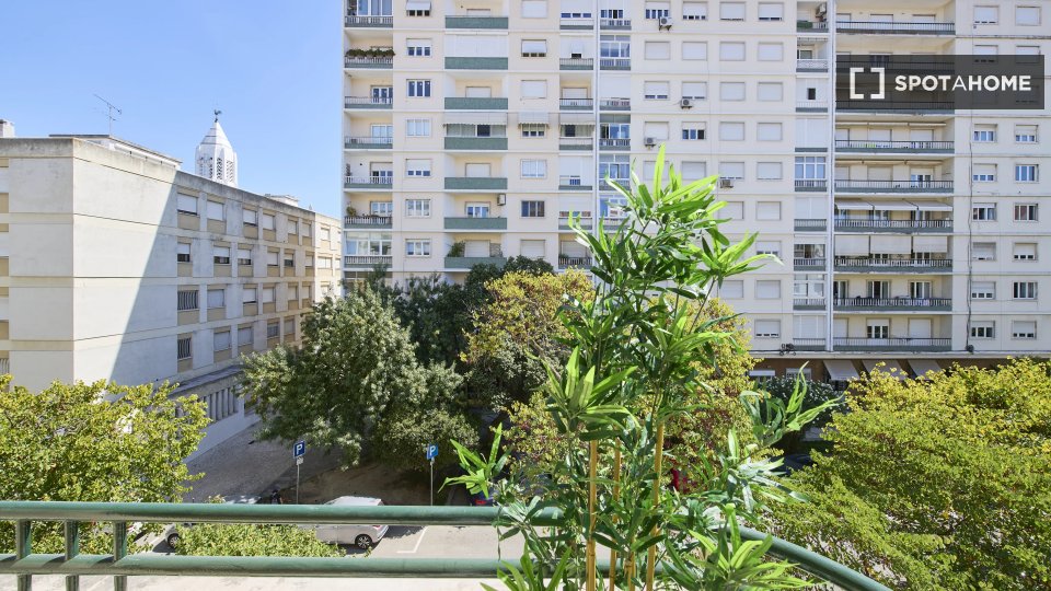 Double room Lisbon, 6 beds — photo 4