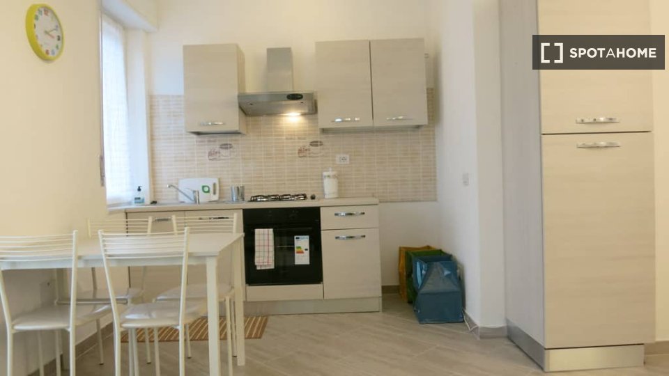 Apartment Milan, 1 bed — photo 10