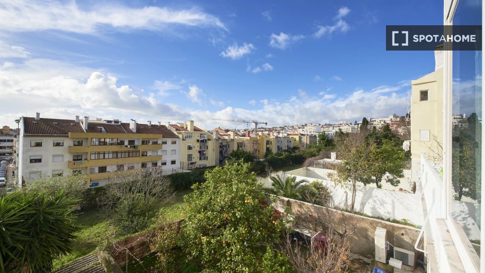 Double room Lisbon, 7 beds — photo 16