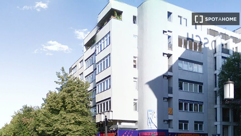 Double room Berlin, 4 beds, 71m² — photo 13