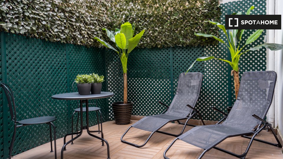 Apartment Lisbon, 2 beds, 75m² — photo 5