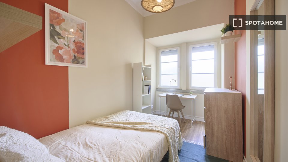 Double room Lisbon, 7 beds — photo 14