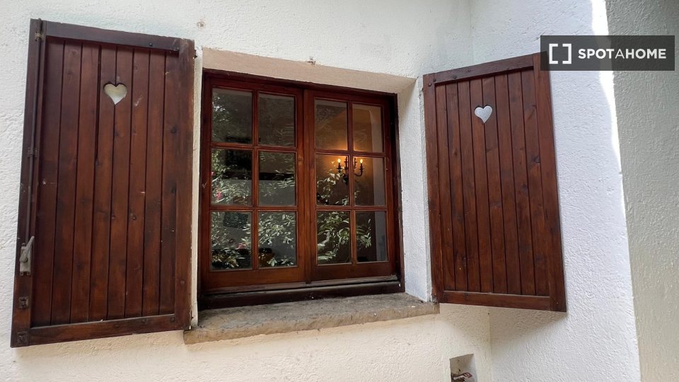 Double room Barcelona, 6 beds, 227m² — photo 2